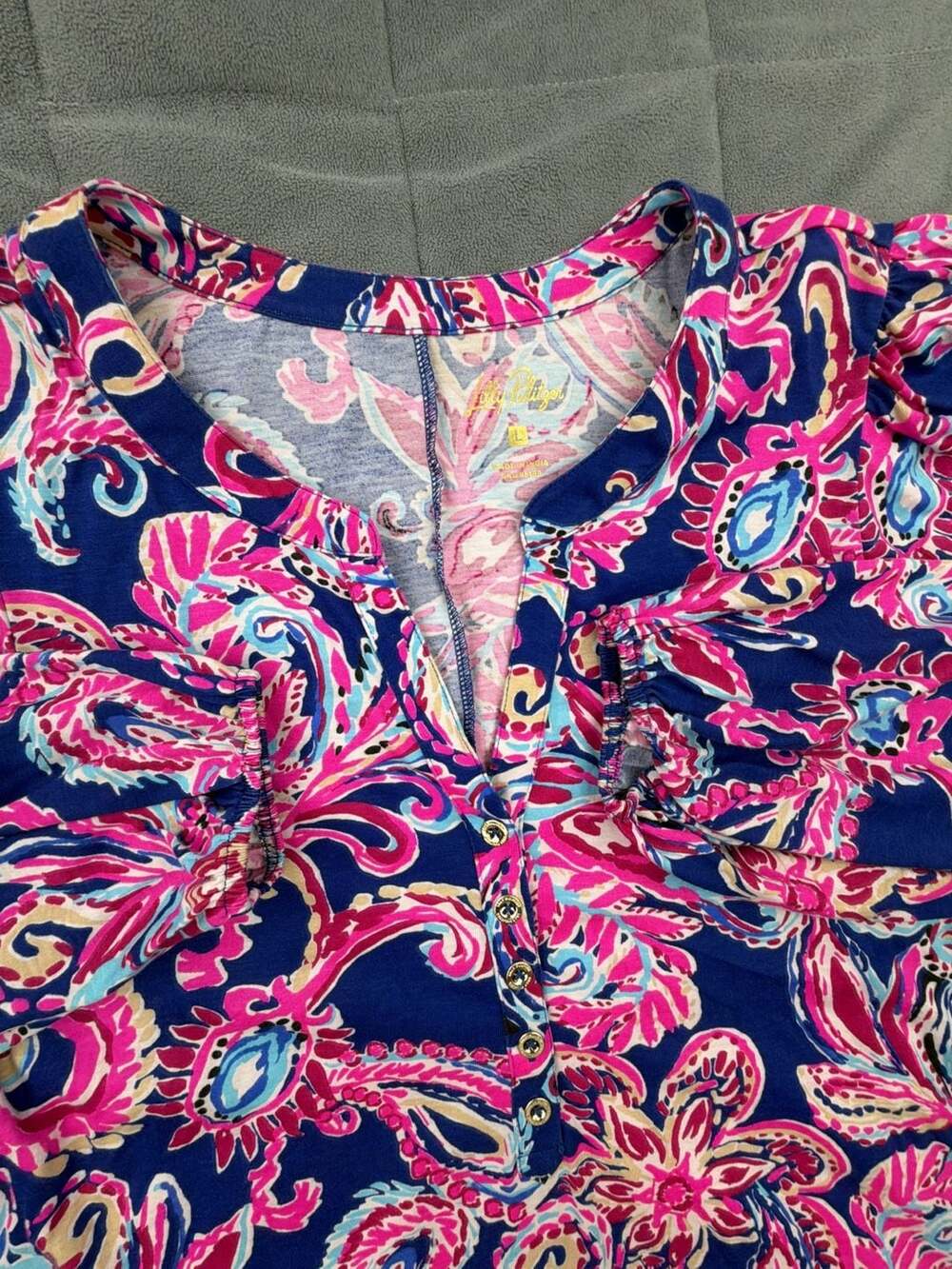 Lilly Pulitzer Long Sleeve Top Size L Blue Pink Paisley Button Henley